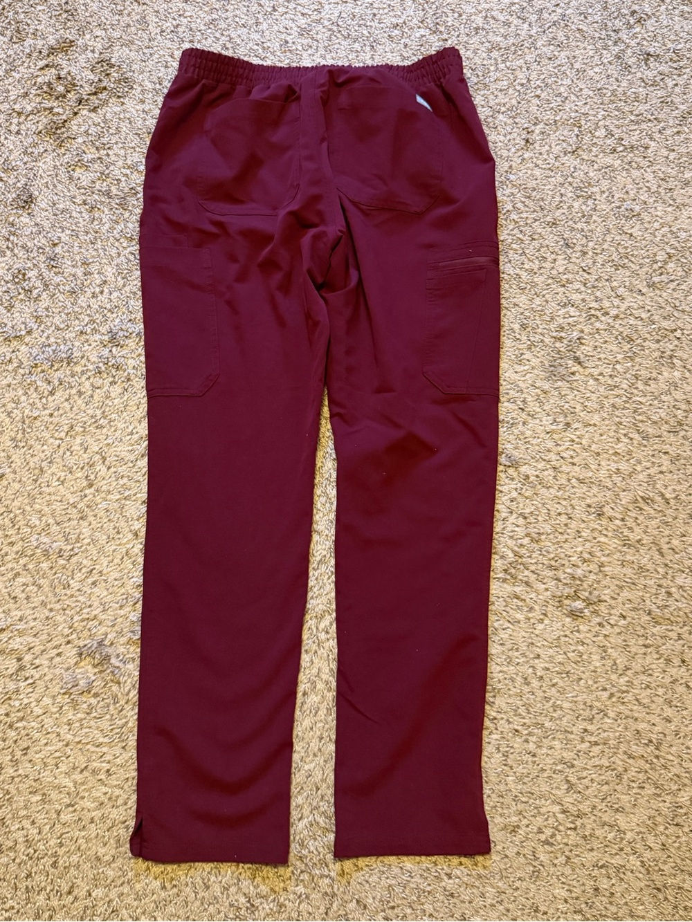 Figs Women’s Yola High-Rise Slim Scrub Pant in Burgundy